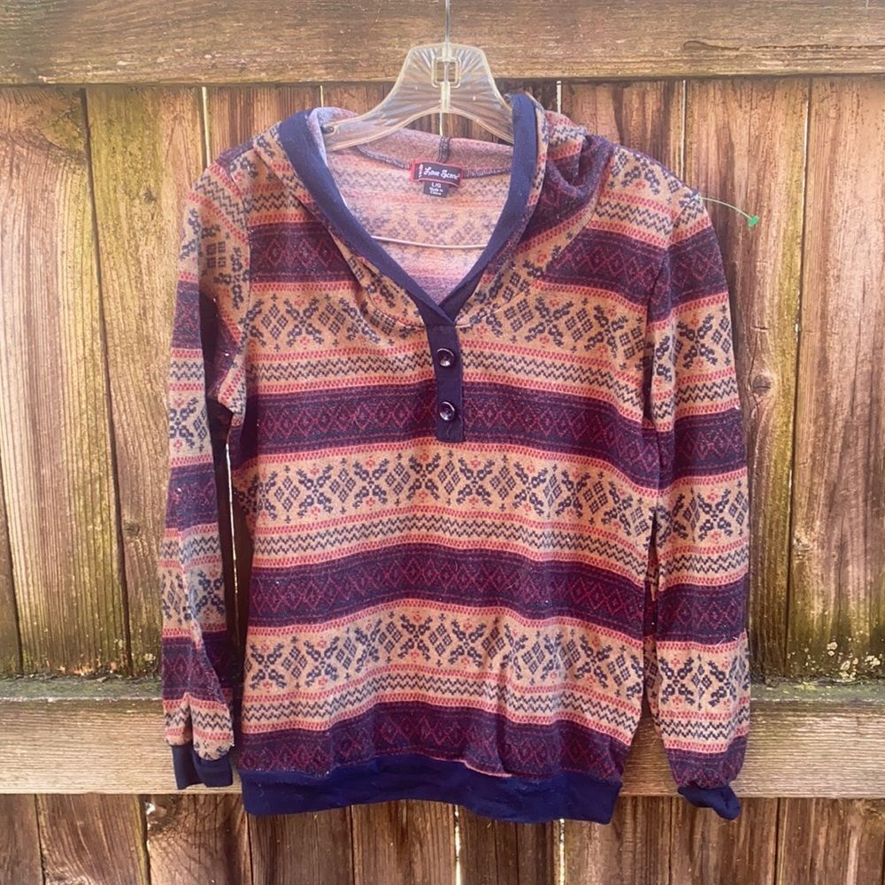 Love Scene hooded top sz. L